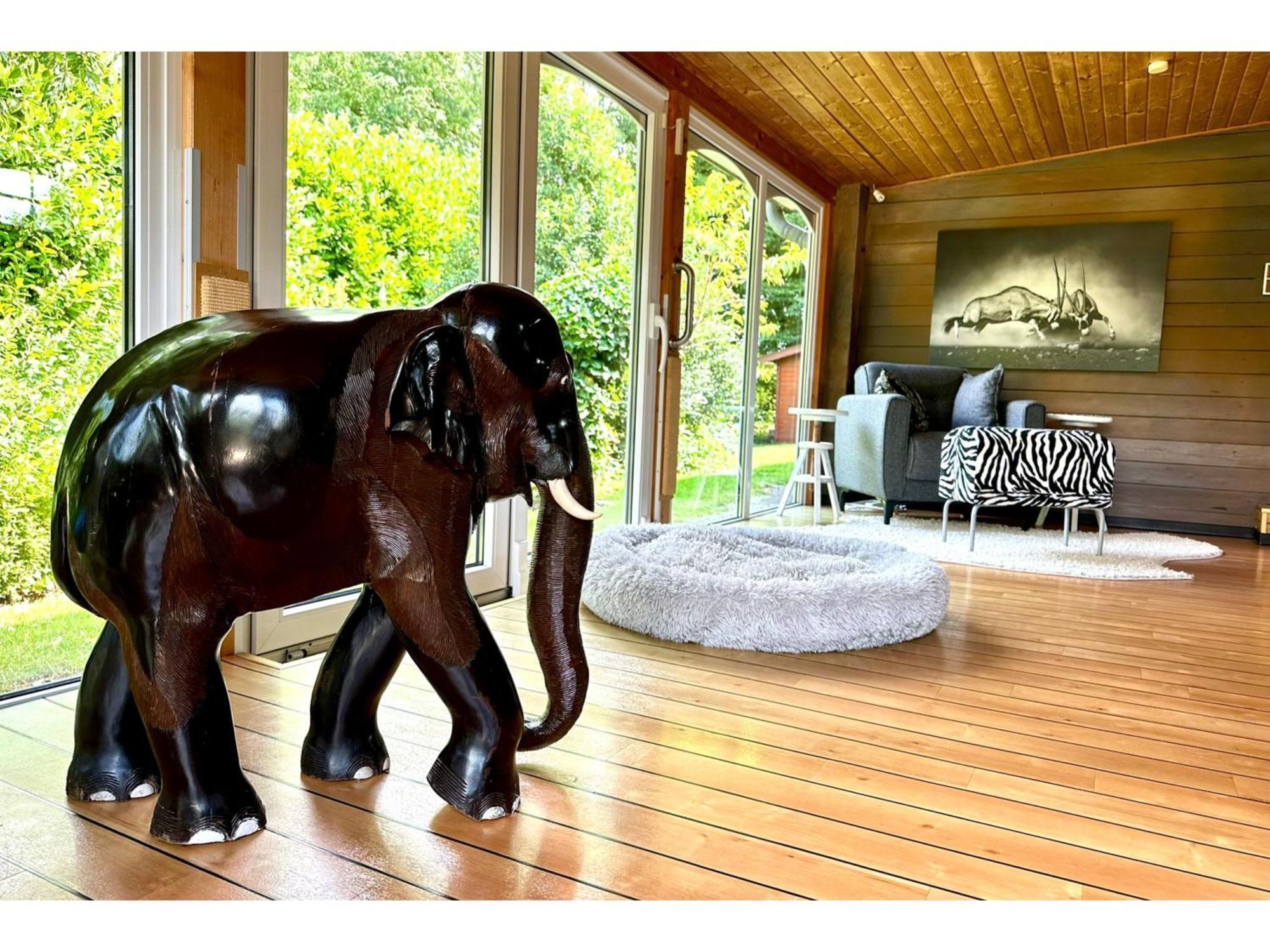 Lodge Of Africa - Einzigartige Themenzimmer, Eingezaeunten Garten, Sauna, Whirlpool & Kamin, Hunde Willkommen, Gasgrill, Voll Ausgestattete Kueche, Grosser Essbereich, Hamburg & Stade In Der Naehe Twielenfleth Zewnętrze zdjęcie